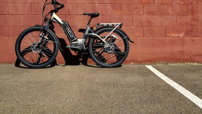 Fahrradständer für 2 e-bikes als platzsparende Aufbewahrungslösungen